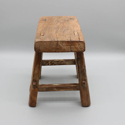 Ancien tabouret de cuisine, petit banc, petite place, chaise pour enfants