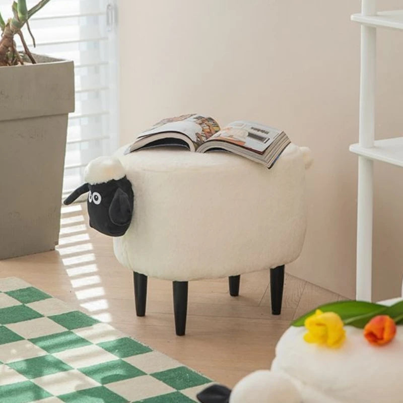 Poufs de salon multifonctionnels style mouton de dessin animé petite chaise portable tabourets à langer pour couloir repose-pieds pour enfants