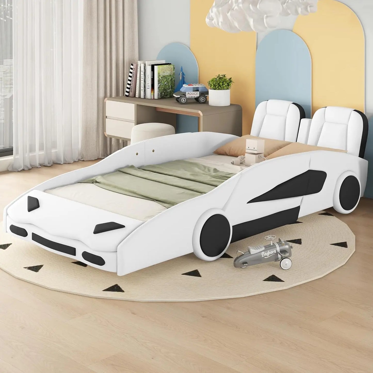 Cama de coche de carreras de tamaño doble para niños, marco de cama de coche genial con ruedas para niños, cama doble para niños con forma de coche de carreras y barandilla para