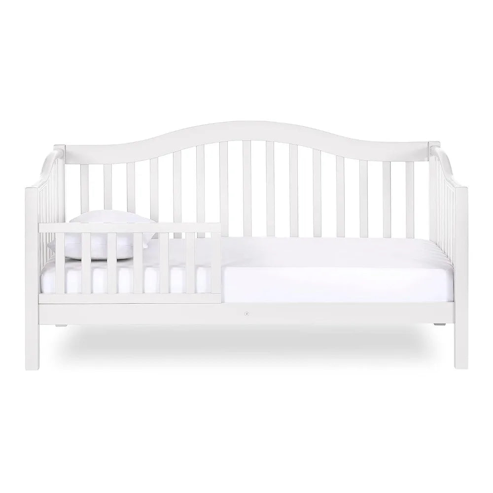 Cama de día para niños pequeños en color blanco, se utilizan pinturas a base de agua seguras para niños, diseño bajo al piso, 54 x 30 x 29 pulgadas (paquete de 1) Cama