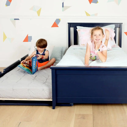 Cama individual, estructura de madera con cabecero para niños con cama nido, listones, color azul