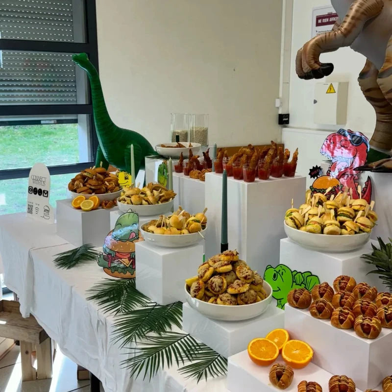 Columna de barra de dulces para eventos de lujo, soporte para platos de bufé, pastel de postre para banquetes, bebida de galletas de frutas, soporte para centros de mesa de cupcakes