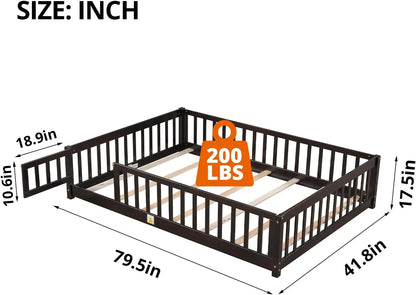 Cama de piso doble para niños, estructura de cama Montessori de madera resistente con listones de madera, valla y puerta, cama de piso Montessori para niñas y niños