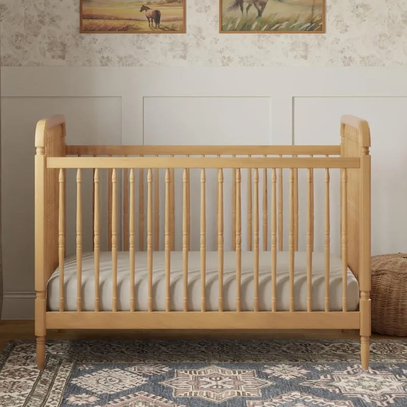 Cuna convertible Liberty 3 en 1 con kit de conversión a cama para niños pequeños en color blanco, con certificación Greenguard Gold